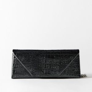Single pc 🔥Zara limited edition crossbody clutch